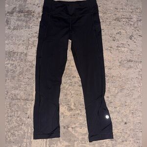 Lululemon Leggings Cropped with Pockets SIZE 4